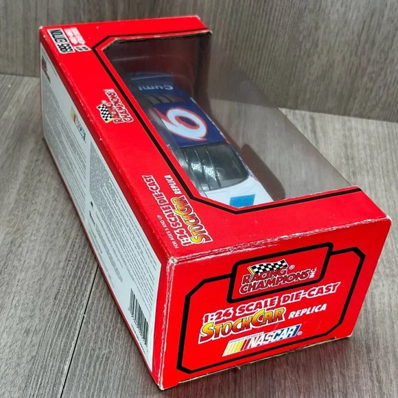 1995 Racing Champions NASCAR #6 Mark Martin Valvoline StockCar Diecast 1:24 - Picture 5 of 9